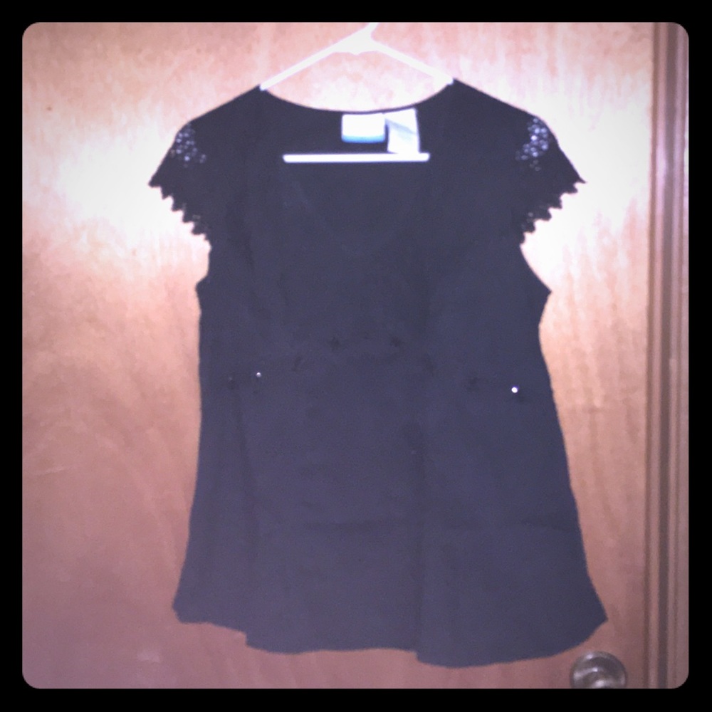 Black maternity blouse